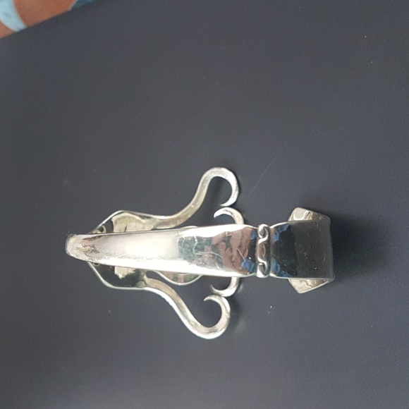 Vintage Silver Cuff Bracelet. - Picture 4 of 8